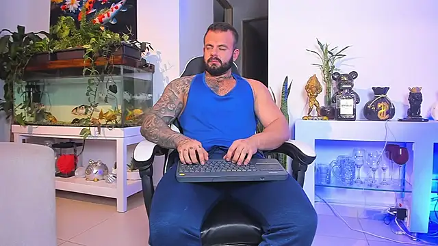 Snapshot of Johnnygrayson1 chatting on February 6, 2026, 11:56 pm Johnnygrayson1 online show from February 6, 2026, 11:56 pm