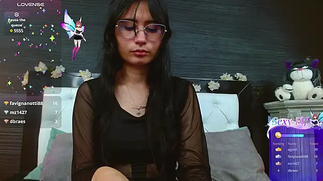 Snapshot of NayeCloud chatting on February 14, 2025, 9:34 am NayeCloud online show from February 14, 2025, 9:34 am