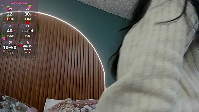 Snapshot of NayeCloud chatting on November 15, 2025, 3:54 am NayeCloud online show from November 15, 2025, 3:54 am