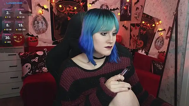 Snapshot of little_Elika chatting on October 19, 2025, 10:12 pm little Elika online show from October 19, 2025, 10:12 pm