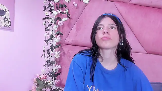 Sasha Petitte online show from March 19, 2025, 9:28 am