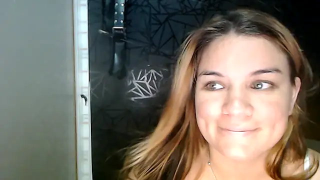 Snapshot of love_and_Lust chatting on October 10, 2025, 5:58 pm love and Lust online show from October 10, 2025, 5:58 pm