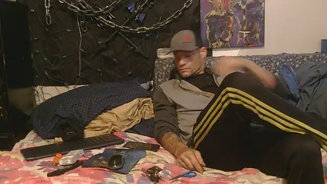 TheOneYouLove69 online show from November 10, 2025, 7:41 pm