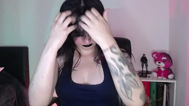 Snapshot of NewAgatha_Bolton chatting on June 10, 2026, 8:43 pm NewAgatha Bolton online show from June 10, 2026, 8:43 pm
