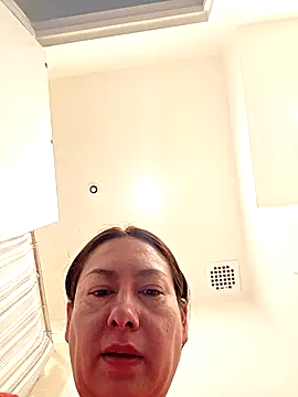 xLadyScarlettx online show from April 23, 2026, 12:11 pm