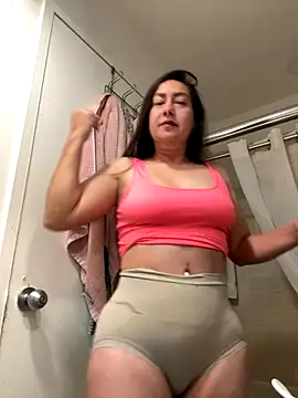 Snapshot of xLadyScarlettx chatting on November 28, 2025, 3:39 am xLadyScarlettx online show from November 28, 2025, 3:39 am