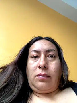 Snapshot of xLadyScarlettx chatting on October 20, 2025, 2:39 pm xLadyScarlettx online show from October 20, 2025, 2:39 pm