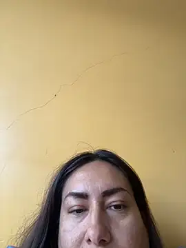 Snapshot of xLadyScarlettx chatting on October 16, 2025, 5:32 pm xLadyScarlettx online show from October 16, 2025, 5:32 pm