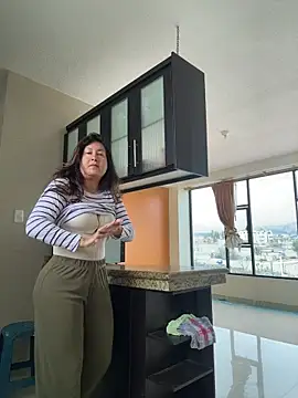 Snapshot of xLadyScarlettx chatting on October 28, 2025, 1:43 pm xLadyScarlettx online show from October 28, 2025, 1:43 pm