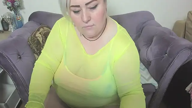 fashiona online show from February 15, 2026, 1:06 am