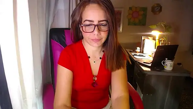 Snapshot of danielle_rose_1 chatting on July 14, 2026, 2:56 pm danielle rose 1 online show from July 14, 2026, 2:56 pm