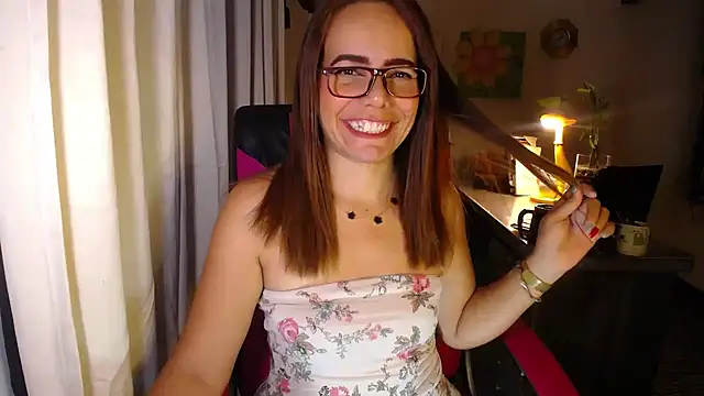 Snapshot of danielle_rose_1 chatting on July 26, 2026, 7:10 pm danielle rose 1 online show from July 26, 2026, 7:10 pm