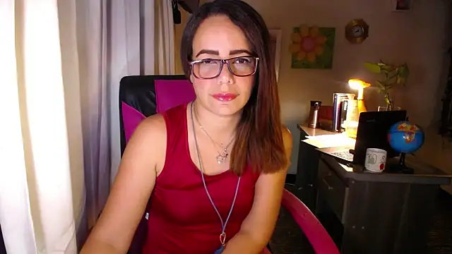 Snapshot of danielle_rose_1 chatting on June 9, 2026, 2:07 pm danielle rose 1 online show from June 9, 2026, 2:07 pm