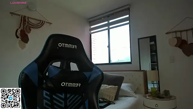 mateoleonee online show from March 16, 2026, 6:32 pm