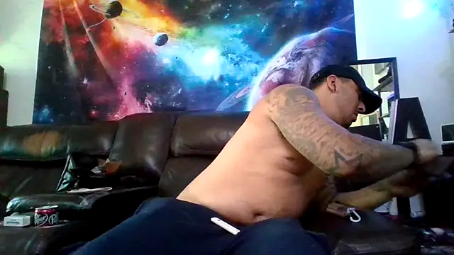 Snapshot of Antoniothedon chatting on October 23, 2025, 10:52 pm Antoniothedon online show from October 23, 2025, 10:52 pm