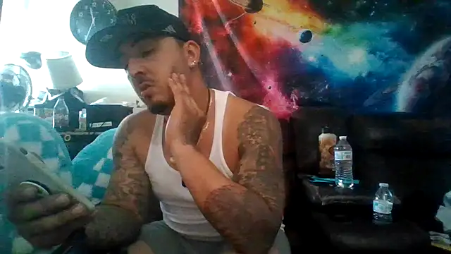 Snapshot of Antoniothedon chatting on April 12, 2026, 7:39 pm Antoniothedon online show from April 12, 2026, 7:39 pm