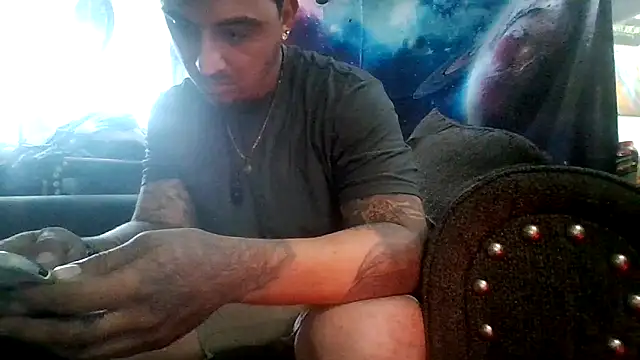Snapshot of Antoniothedon chatting on May 17, 2026, 7:03 pm Antoniothedon online show from May 17, 2026, 7:03 pm