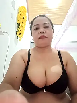 Sexy-bigtits2024 online show from December 14, 2024, 6:56 am