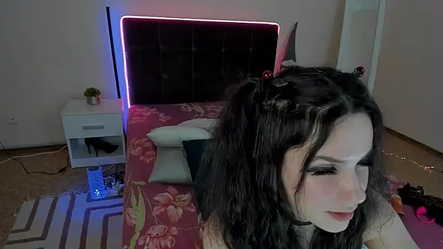 Snapshot of CassieEvans chatting on January 24, 2025, 6:35 am CassieEvans online show from January 24, 2025, 6:35 am