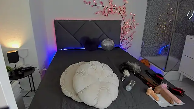 Snapshot of CassieEvans chatting on December 3, 2025, 6:47 am CassieEvans online show from December 3, 2025, 6:47 am