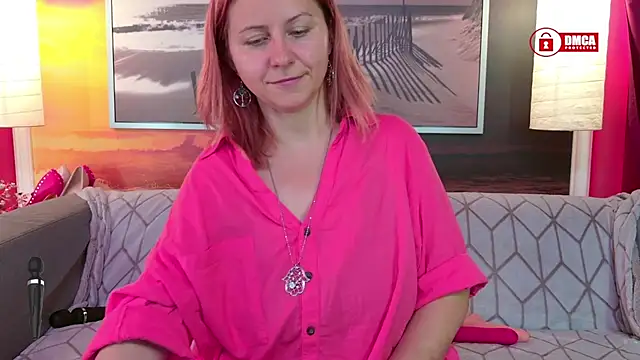 Snapshot of BigBoobsARRI chatting on June 18, 2026, 8:57 am BigBoobsARRI online show from June 18, 2026, 8:57 am