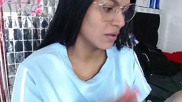 Snapshot of SweetAlmaa chatting on October 3, 2025, 11:39 pm SweetAlmaa online show from October 3, 2025, 11:39 pm