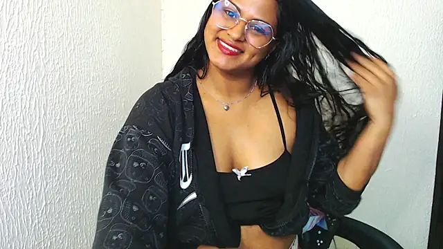 Snapshot of SweetAlmaa chatting on March 19, 2025, 12:23 pm SweetAlmaa online show from March 19, 2025, 12:23 pm