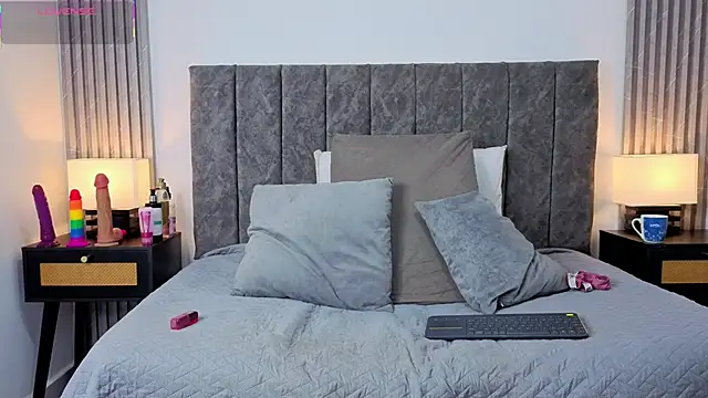 Snapshot of Ema_Stone65 chatting on November 26, 2025, 7:36 pm Ema Stone65 online show from November 26, 2025, 7:36 pm