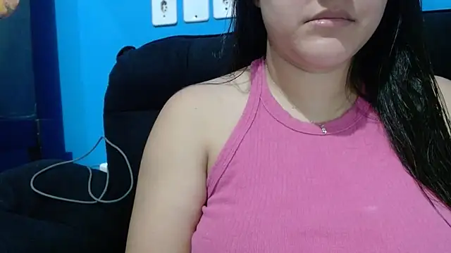 luckygirl111 online show from April 4, 2026, 12:34 pm