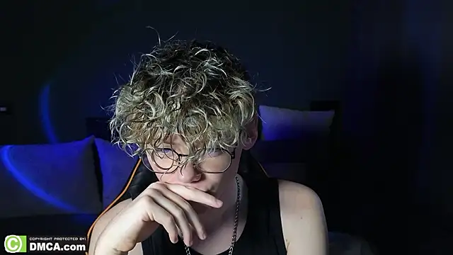 Snapshot of Keytaro chatting on March 9, 2026, 3:04 pm Keytaro online show from March 9, 2026, 3:04 pm