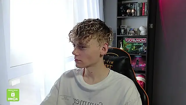 Keytaro online show from October 27, 2025, 8:59 am