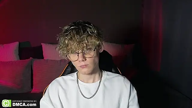 Snapshot of Keytaro chatting on March 14, 2026, 11:55 pm Keytaro online show from March 14, 2026, 11:55 pm