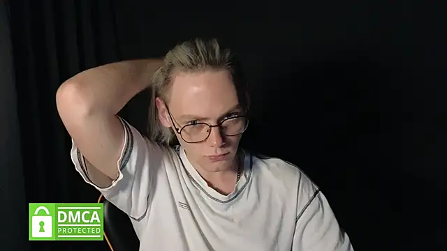 Keytaro online show from August 2, 2026, 9:56 pm