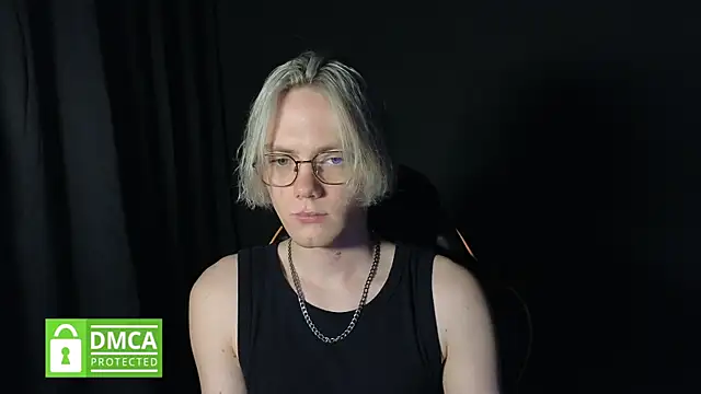 Keytaro online show from June 26, 2026, 5:08 pm
