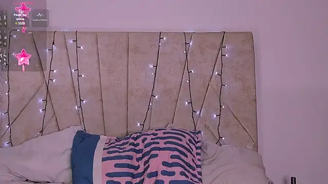 Kaela18 online show from December 30, 2024, 1:25 pm