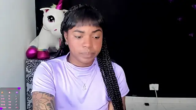 Marce 22 online show from November 4, 2025, 9:51 pm