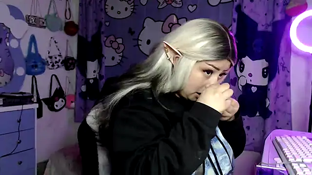 lussyevans24 online show from January 15, 2026, 5:55 am