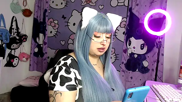 Snapshot of lussyevans24 chatting on May 20, 2026, 2:41 am lussyevans24 online show from May 20, 2026, 2:41 am