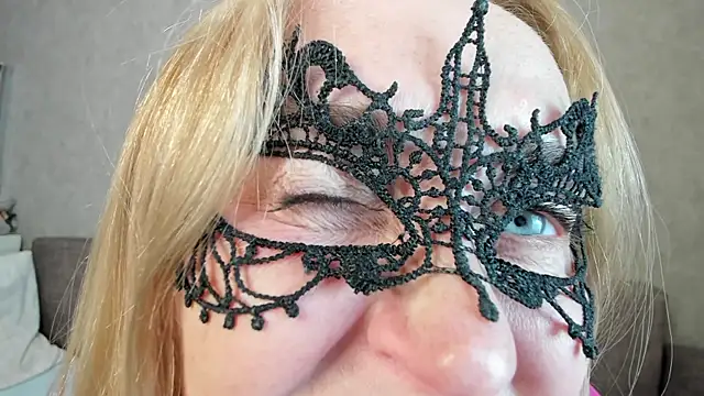 Snapshot of angelica_marquise chatting on July 17, 2026, 6:05 pm angelica marquise online show from July 17, 2026, 6:05 pm