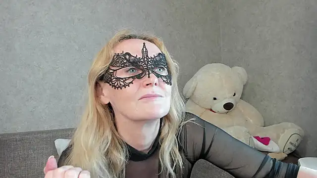 Snapshot of angelica_marquise chatting on July 1, 2026, 5:13 pm angelica marquise online show from July 1, 2026, 5:13 pm