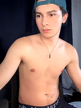 Snapshot of cybercosmiiic chatting on November 15, 2025, 8:13 pm cybercosmiiic online show from November 15, 2025, 8:13 pm