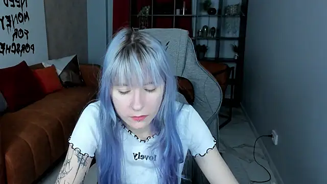 LexiWenford online show from December 22, 2025, 2:55 am