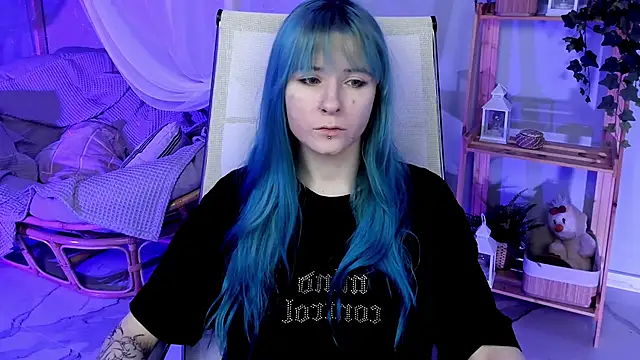 LexiWenford online show from October 8, 2025, 3:08 am