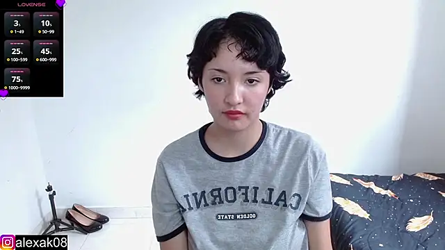 alexaa08 online show from December 23, 2024, 5:22 pm