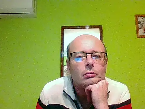 Snapshot of Tiger202441 chatting on November 26, 2025, 6:41 pm Tiger202441 online show from November 26, 2025, 6:41 pm