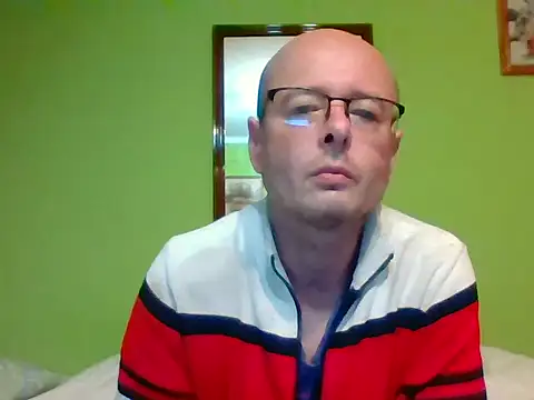 Snapshot of Tiger202441 chatting on October 19, 2025, 4:21 pm Tiger202441 online show from October 19, 2025, 4:21 pm