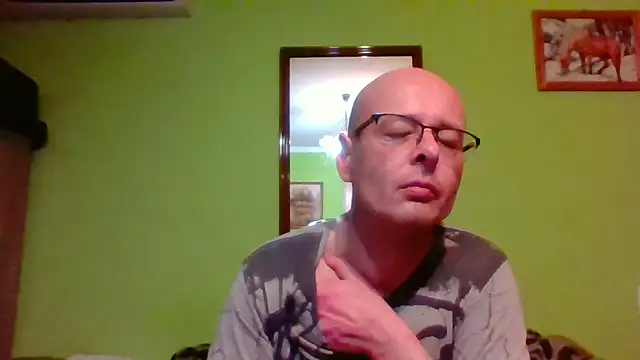 Tiger202441 online show from May 3, 2026, 8:01 pm