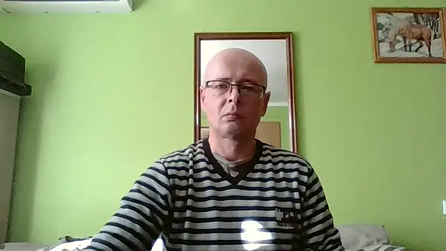 Tiger202441 online show from May 1, 2026, 3:39 pm