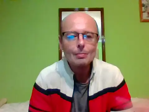 Snapshot of Tiger202441 chatting on November 10, 2025, 9:31 pm Tiger202441 online show from November 10, 2025, 9:31 pm