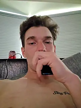 Snapshot of Greekgo123 chatting on March 8, 2025, 9:29 pm Greekgo123 online show from March 8, 2025, 9:29 pm